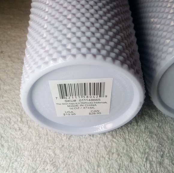 Starbucks Studded white bling Tumblrs - Picture 5 of 10